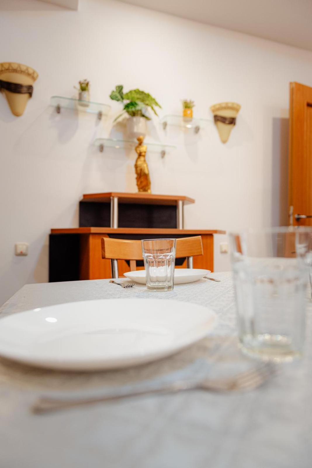 Heart Of Downtown 3 Rooms Apartment Self Check In Βουκουρέστι Εξωτερικό φωτογραφία