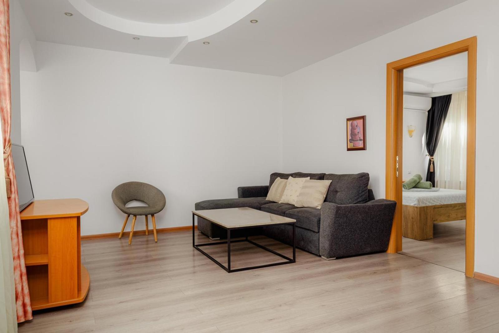 Heart Of Downtown 3 Rooms Apartment Self Check In Βουκουρέστι Εξωτερικό φωτογραφία