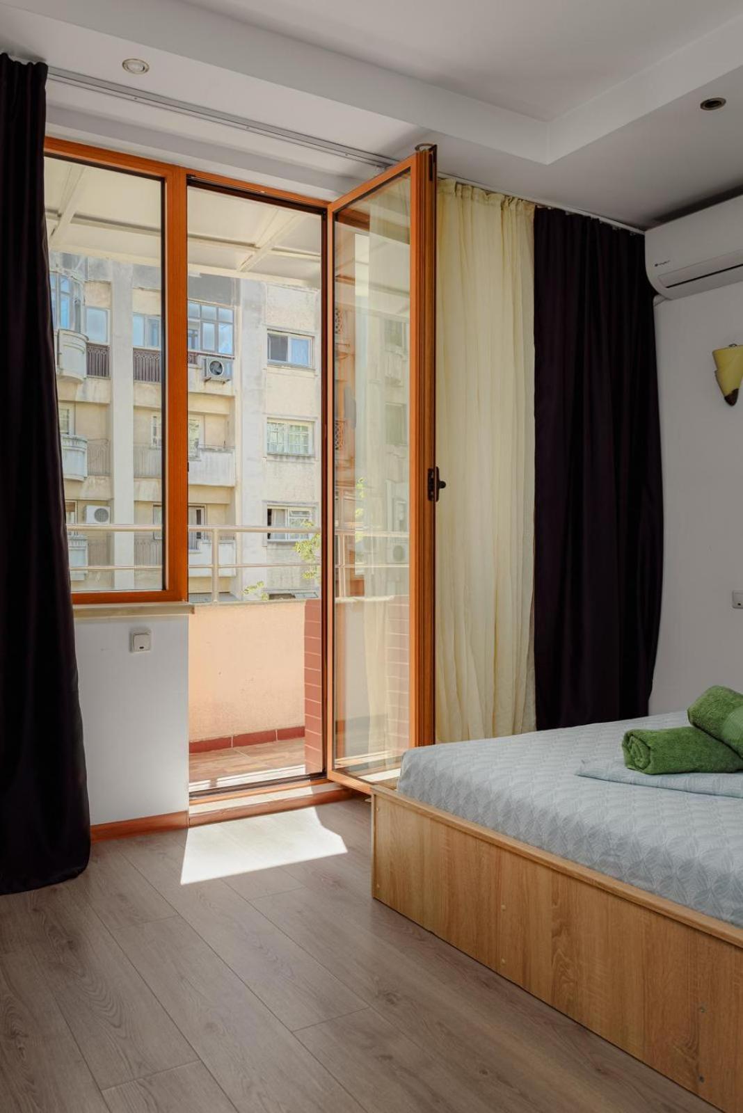 Heart Of Downtown 3 Rooms Apartment Self Check In Βουκουρέστι Εξωτερικό φωτογραφία