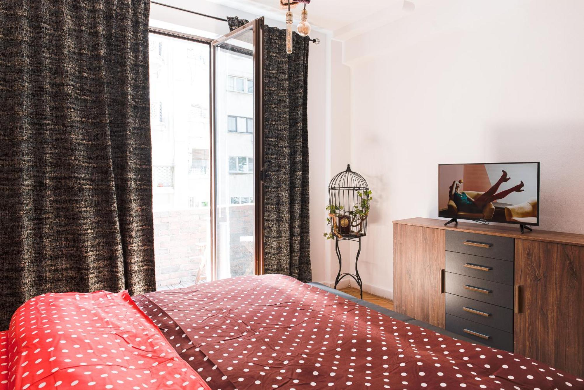 Heart Of Downtown 3 Rooms Apartment Self Check In Βουκουρέστι Εξωτερικό φωτογραφία